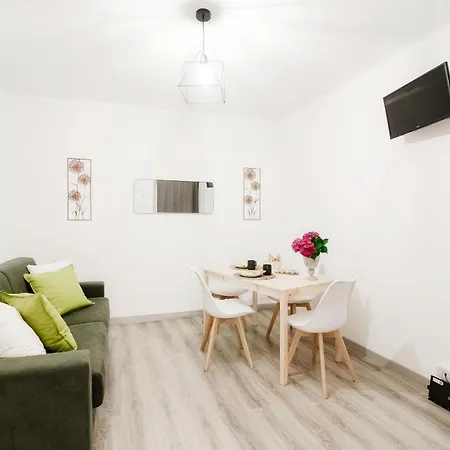 Myhomeincomo - Il Borgo Vico 56