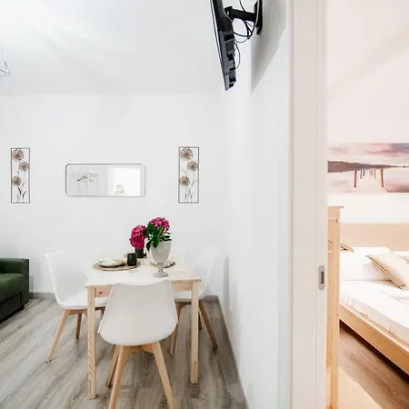 Myhomeincomo - Il Borgo Vico 56 コモ